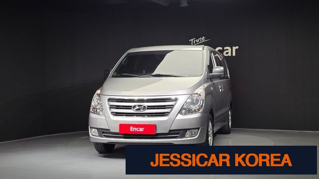 2017 Hyundai Grand Starex - Thumbnail 3