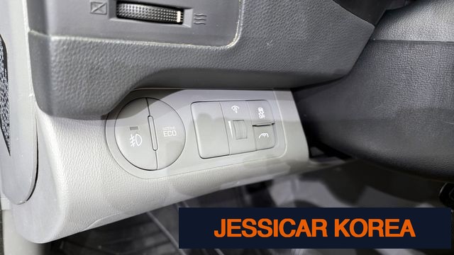 2017 Hyundai Grand Starex - Thumbnail 14