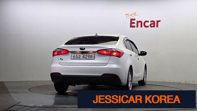 2015 Kia K3 - Thumbnail 10