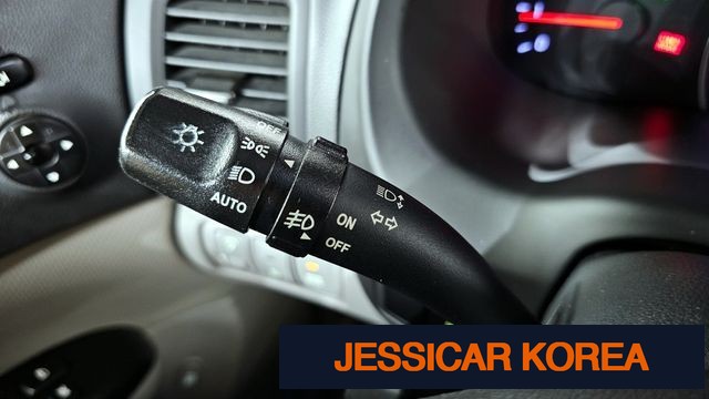 2014 Kia Carnival R - Thumbnail 13