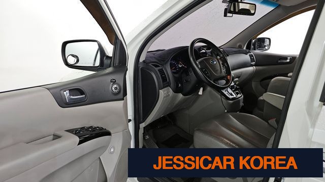 2014 Kia Carnival R - Thumbnail 15