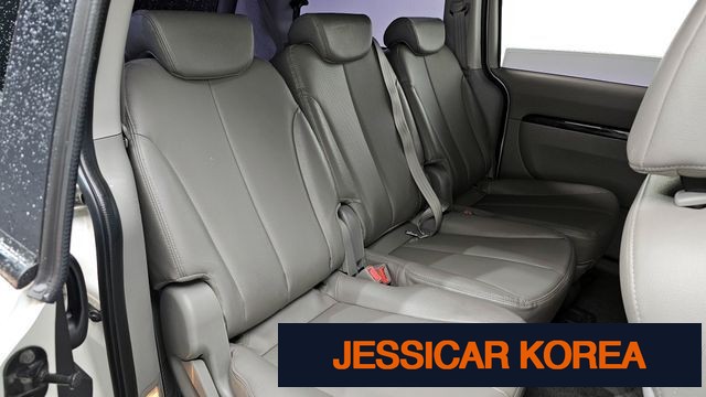 2014 Kia Carnival R - Thumbnail 16
