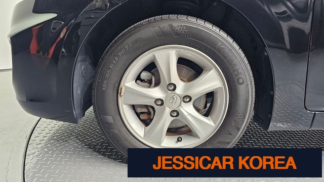 2012 Hyundai Accent (new model) - Thumbnail 4