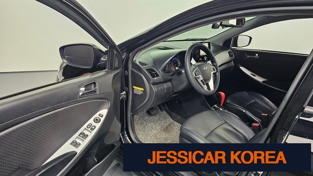 2012 Hyundai Accent (new model) - Thumbnail 7