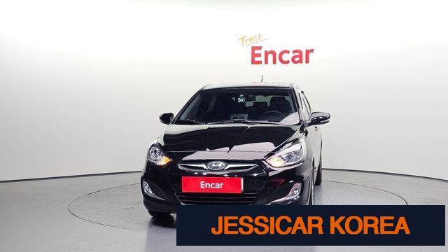 2012 Hyundai Accent (new model) - Thumbnail 8