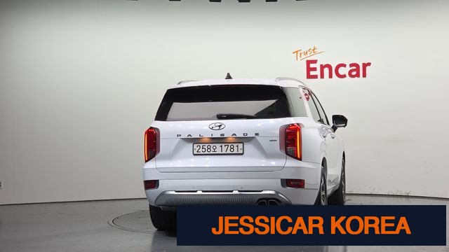 2021 Hyundai Palisade - Thumbnail 2