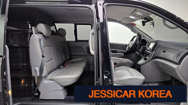 2021 Hyundai The New Grand Starex - Thumbnail 5