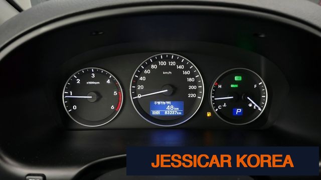 2021 Hyundai The New Grand Starex - Thumbnail 9