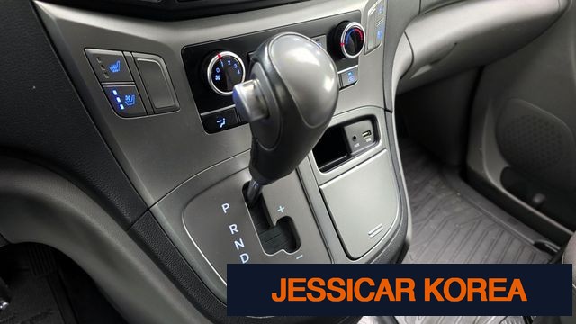 2021 Hyundai The New Grand Starex - Thumbnail 10