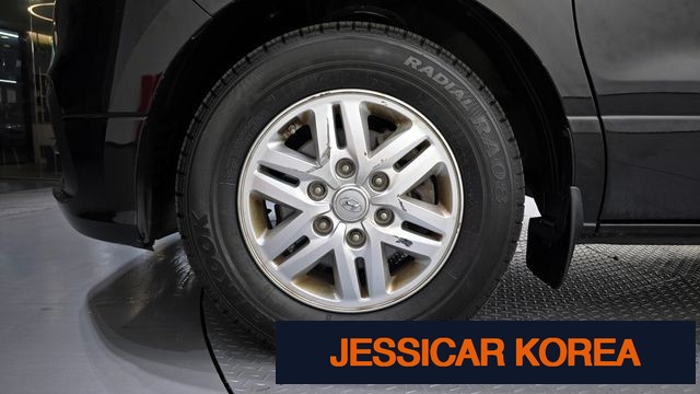 2021 Hyundai The New Grand Starex - Thumbnail 11