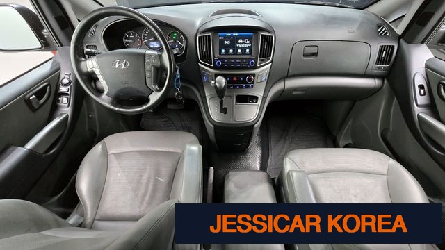 2021 Hyundai The New Grand Starex - Thumbnail 12