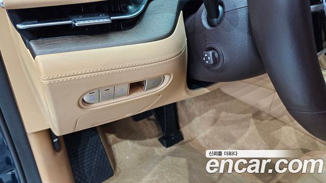 2022 Genesis G90 (RS4) - Thumbnail 5