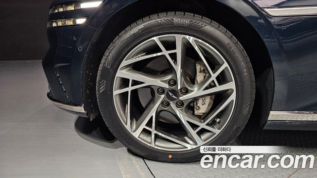 2022 Genesis G90 (RS4) - Thumbnail 11