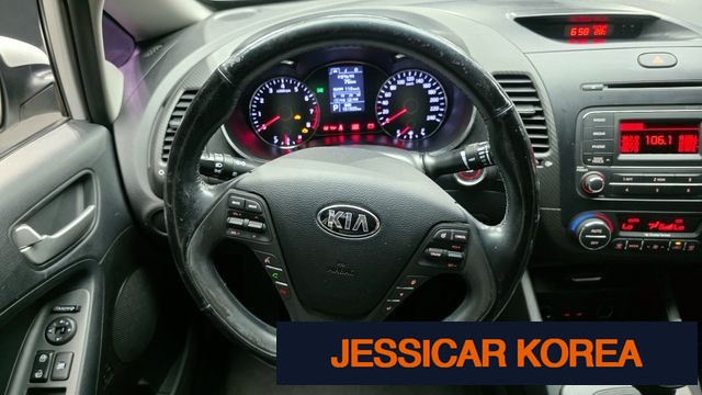 2014 Kia K3 - Thumbnail 9