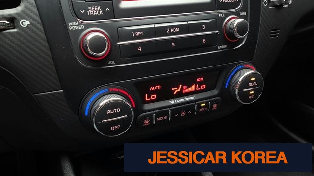 2014 Kia K3 - Thumbnail 13