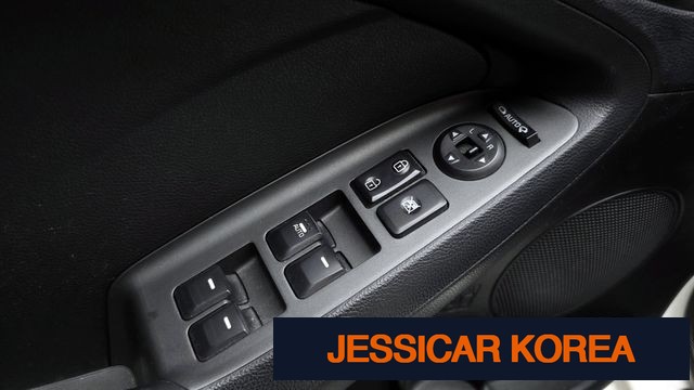 2014 Kia K3 - Thumbnail 18