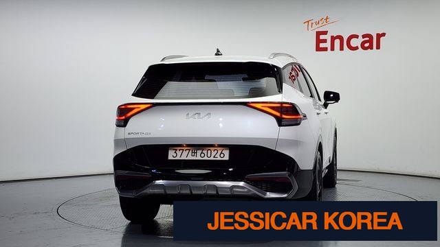 2022 Kia Sportage 5th Gen - Thumbnail 4