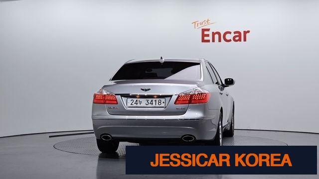 2009 Hyundai Genesis - Thumbnail 11