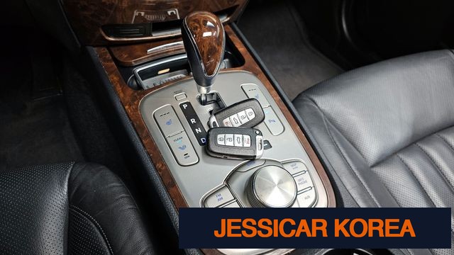 2009 Hyundai Genesis - Thumbnail 12