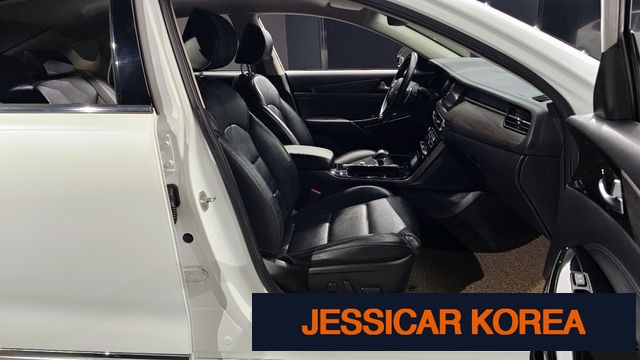 2020 Kia K7 Premier - Thumbnail 16