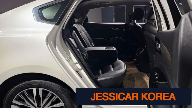 2020 Kia K7 Premier - Thumbnail 17