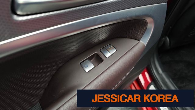 2023 Genesis The New G70 - Thumbnail 2