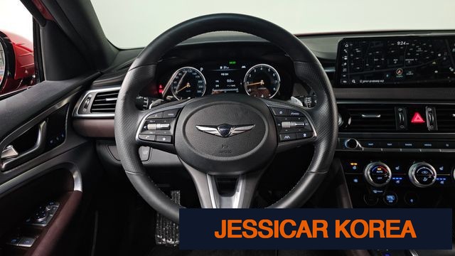 2023 Genesis The New G70 - Thumbnail 14