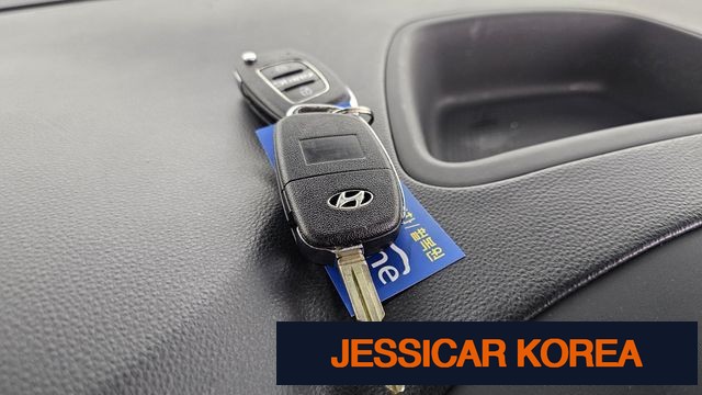 2021 Hyundai The New Grand Starex - Thumbnail 3