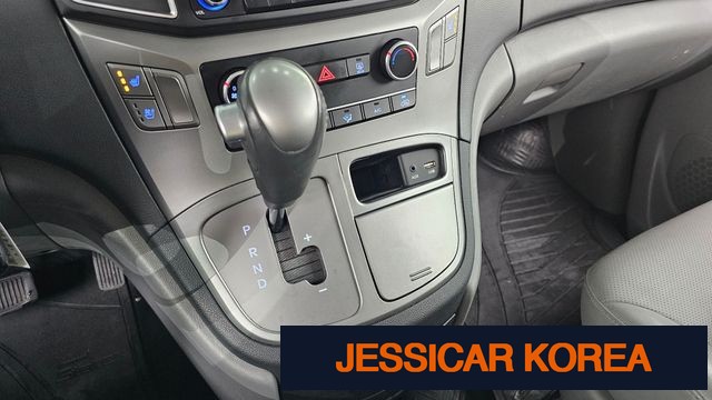 2021 Hyundai The New Grand Starex - Thumbnail 9