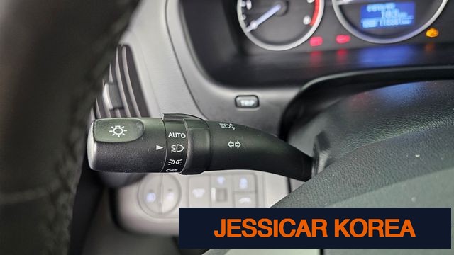 2021 Hyundai The New Grand Starex - Thumbnail 11
