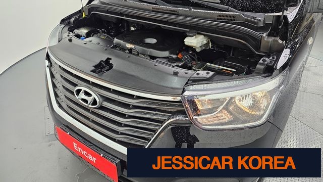 2021 Hyundai The New Grand Starex - Thumbnail 16