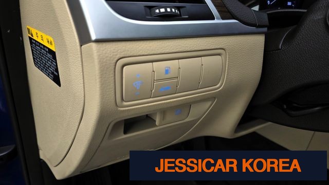 2016 Hyundai Genesis DH - Thumbnail 5