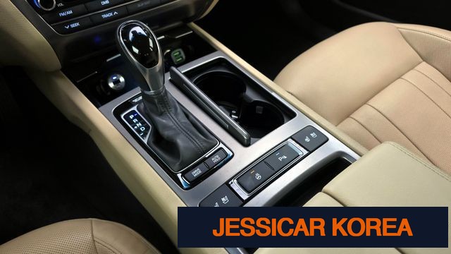 2016 Hyundai Genesis DH - Thumbnail 6