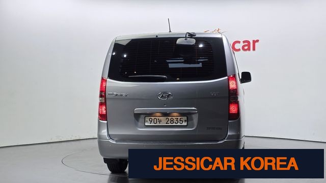 2020 Hyundai The New Grand Starex - Thumbnail 4