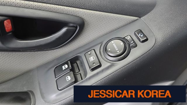 2020 Hyundai The New Grand Starex - Thumbnail 7