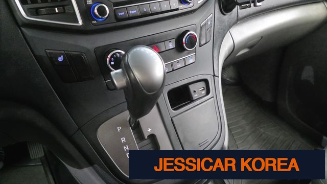 2020 Hyundai The New Grand Starex - Thumbnail 15