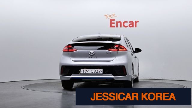 2019 Hyundai Ioniq Hybrid - Thumbnail 6
