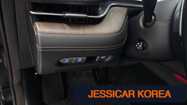 2022 Genesis G90 (RS4) - Thumbnail 20