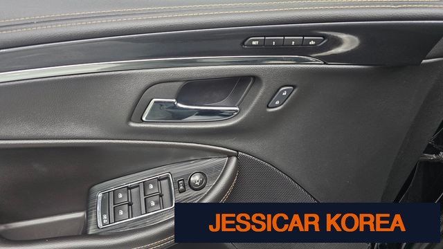 2016 Chevrolet Impala - Thumbnail 18