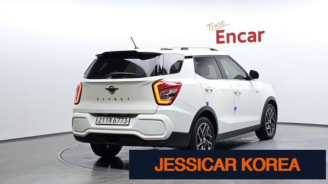 2021 KG Mobility Tivoli Air - Thumbnail 2