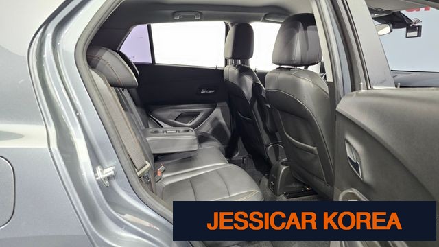2019 Chevrolet The New Trax - Thumbnail 3