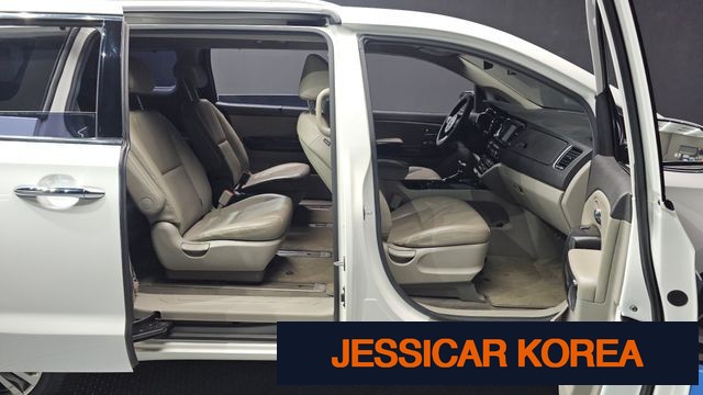 2017 Kia All New Carnival - Thumbnail 6