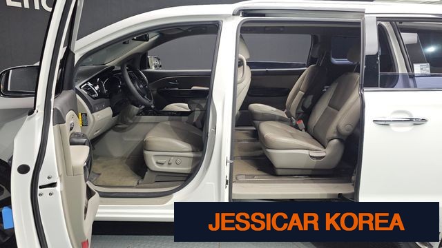 2017 Kia All New Carnival - Thumbnail 17