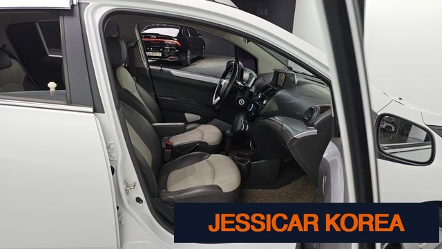 2012 Chevrolet Spark - Thumbnail 14