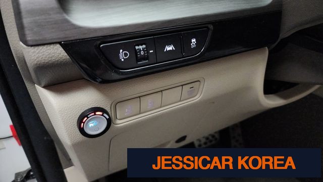 2023 Kia Carnival 4th Gen - Thumbnail 20