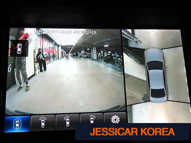 2016 Hyundai Genesis DH - Thumbnail 14