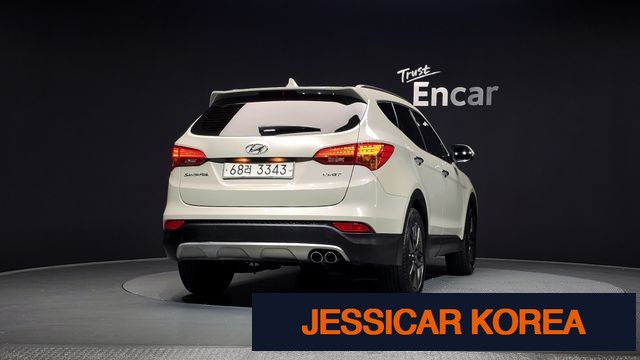 2015 Hyundai Santa Fe DM - Thumbnail 5