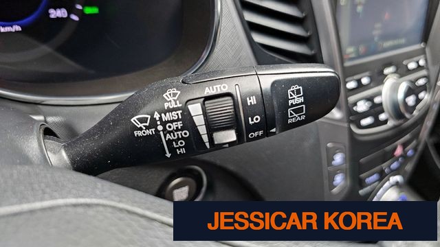 2015 Hyundai Santa Fe DM - Thumbnail 12