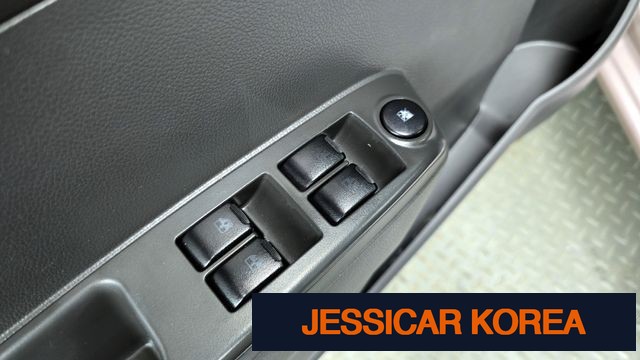 2012 Chevrolet Spark - Thumbnail 4