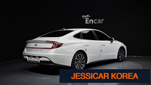 2020 Hyundai Sonata (DN8) - Thumbnail 2